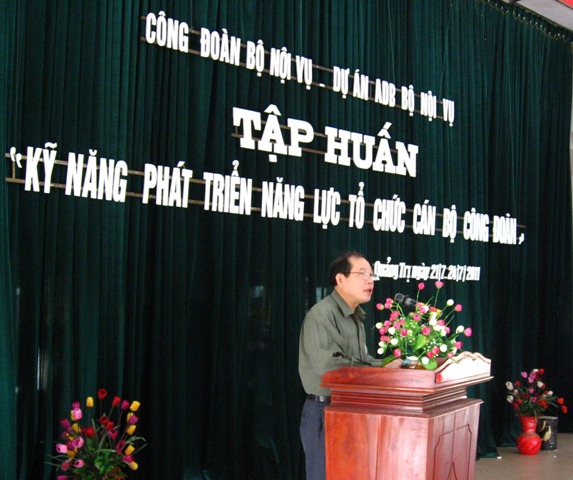 Lớp Bồi dưỡng “Kỹ năng lãnh đạo, quản lý" và Lớp Bồi dưỡng "Kỹ năng giao tiếp trong thực thi công vụ”